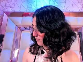 Sara Martini live webcam show