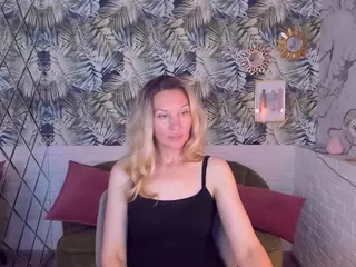 NancyGentle's Live Sex Cam Show