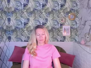 NancyGentle's Live Sex Cam Show