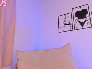 aylinn-18 webcam model