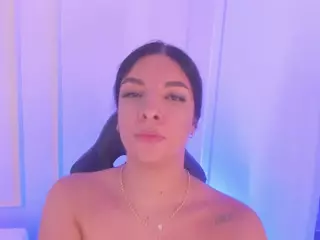 Aylinn Zambrano's Live Sex Cam Show