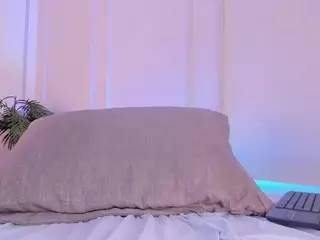 Aylinn Zambrano's Live Sex Cam Show