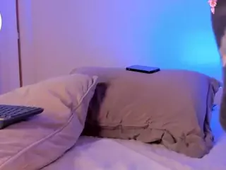 Aylinn Zambrano's Live Sex Cam Show