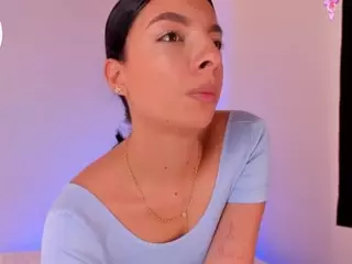 Aylinn Zambrano's Live Sex Cam Show