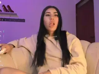 chanttall-1's Live Sex Cam Show