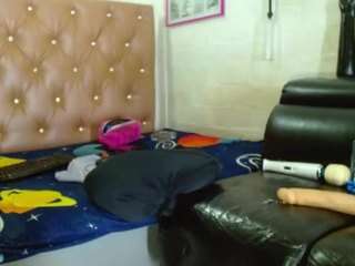 jennybigassxxx Live Webcam on CamSoda