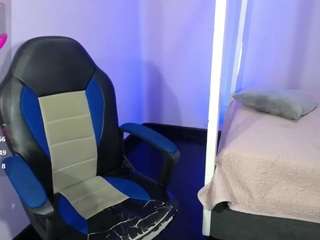 kendra-mamba webcam model