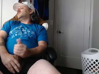 biggreysweats webcam model
