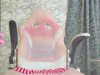 ovi-sensualredhead webcam model