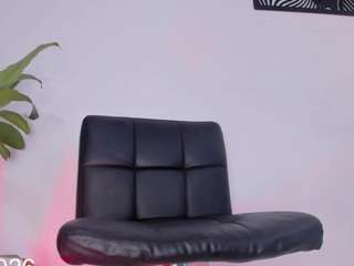 sweetsophie1's live room