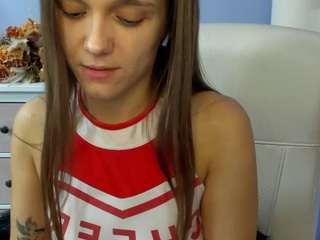 emilydirty live cam profile