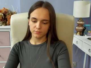 le modèle emilydirty est en webcam porno dans un show sur le site camsoda, il possède les tags suivants: ahegao,slave,natural,pussy,role-play,roleplay,sexting,sexy,solo-show,lovense,spank,tease,teen 18,toys,upskirt,young-adult,bedroom,lush,lingerie,dildo