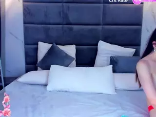 Lexi-Split's Live Sex Cam Show