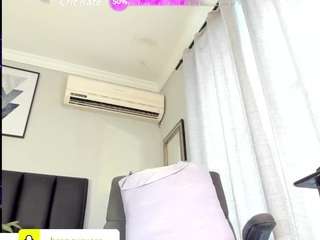 danisha-xx webcam model