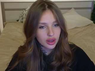 miachill Live Webcam on CamSoda