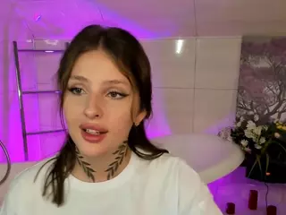 Mia's Live Sex Cam Show