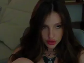 Mia's Live Sex Cam Show