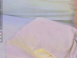 alettablack's CamSoda show and profile