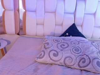 valkiria-moore from camsoda