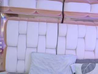 valkiria-moore Live Webcam on CamSoda