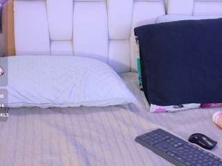 valkiria-moore's CamSoda show and profile