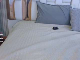 valkiria-moore's CamSoda show and profile