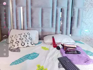 VALKIRIA's Live Sex Cam Show