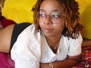 bbwnextdoor from CamSoda is Freechat
