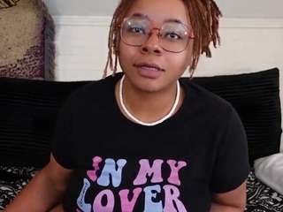 bbwnextdoor's live room