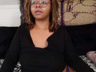 Khaya Parker live cam preview