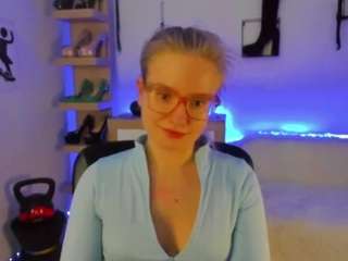 nancystar's CamSoda show and profile