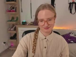 Nancystar's cam show statistics and live stream