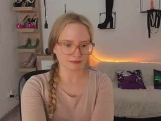 NancySTAR live cam preview