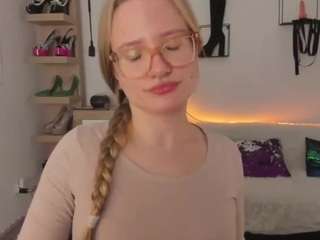 NancySTAR live cam preview