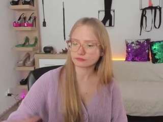 NancySTAR live cam preview
