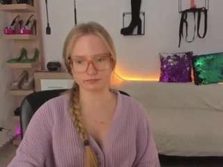 NancySTAR live cam preview