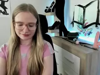 NancySTAR's Live Sex Cam Show
