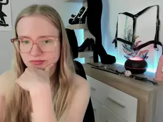 NancySTAR's Live Sex Cam Show