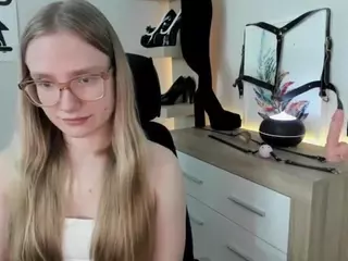 NancySTAR's Live Sex Cam Show