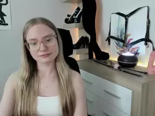 NancySTAR's Live Sex Cam Show