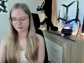 NancySTAR's Live Sex Cam Show