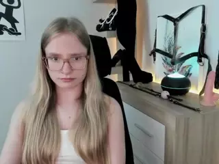 NancySTAR's Live Sex Cam Show