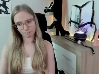 NancySTAR's Live Sex Cam Show
