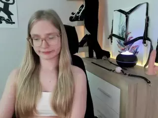 NancySTAR's Live Sex Cam Show