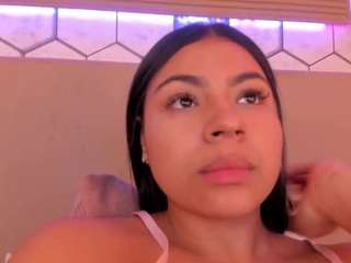 annytorres Live Webcam on CamSoda