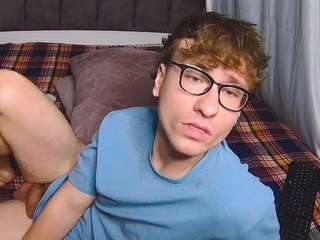 dennisgartmangay Live Webcam on {site_name}