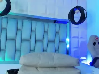 Dayis-Blue's Live Sex Cam Show