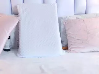 IrisRoss's Live Sex Cam Show