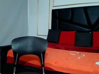 rosalinda-milf webcam model