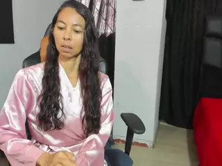 rosalinda-milf's Live Sex Cam Show
